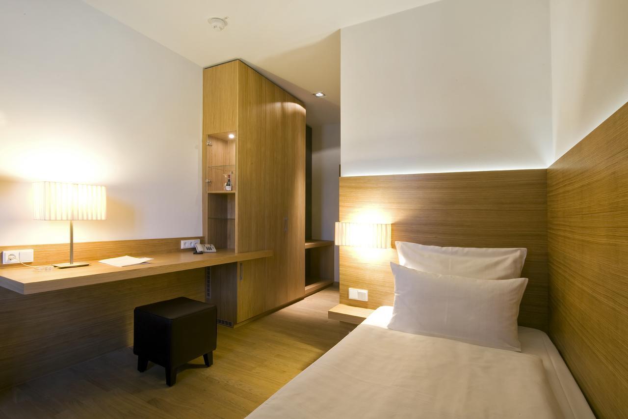 Hotel Thalmair Мюнхен Экстерьер фото