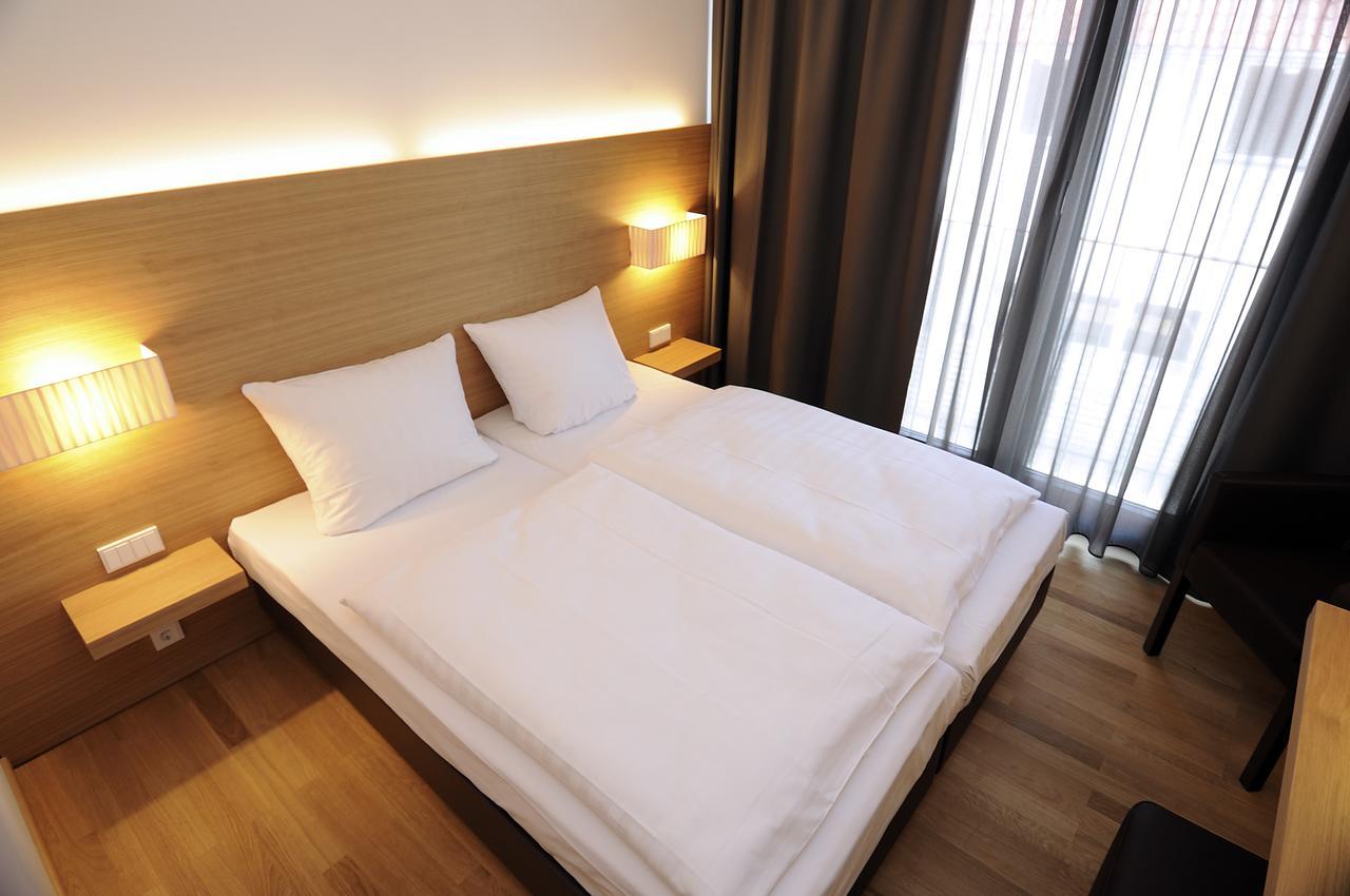 Hotel Thalmair Мюнхен Экстерьер фото